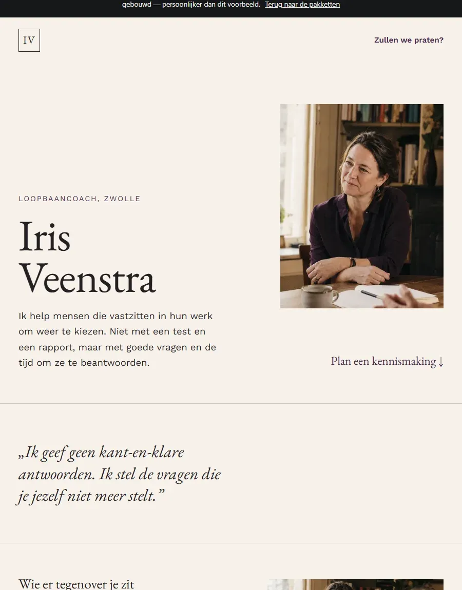 Voorbeeldsite van een loopbaancoach: grote naam in sierletter met portret